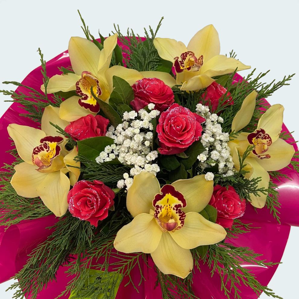 Bouquet natalizio con orchidee