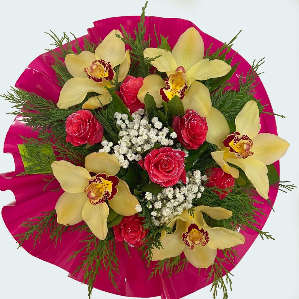 Bouquet natalizio con orchidee